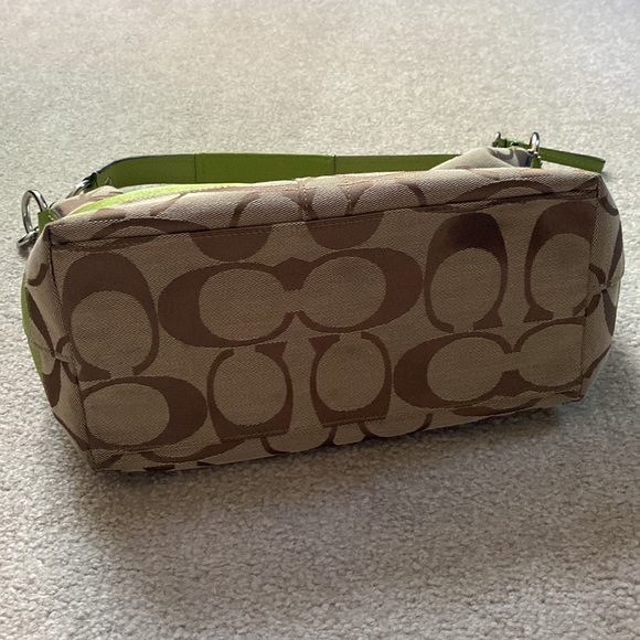 Coach purse - Picture 6 of 6